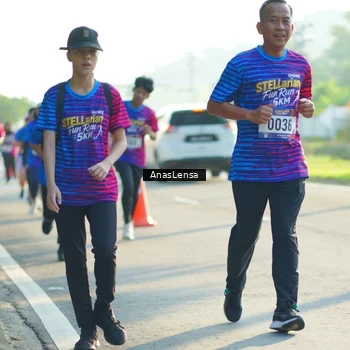 Runner Photo 8011720