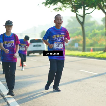 Runner Photo 8011761