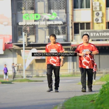 Runner Photo 8011800