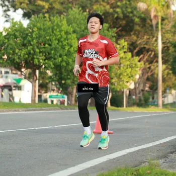 Runner Photo 8011900