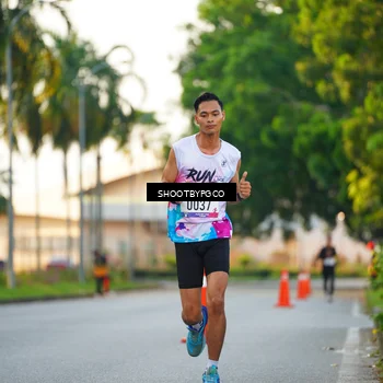 Runner Photo 8012044