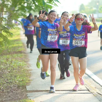 Runner Photo 8012064