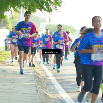 Runner Photo 8012065