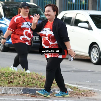 Runner Photo 8012104