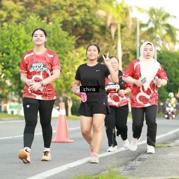 Runner Photo 8012107