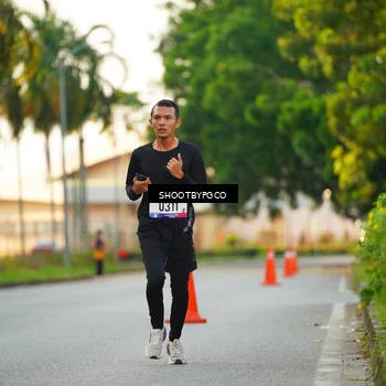 Runner Photo 8012129