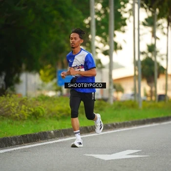 Runner Photo 8012250