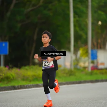 Runner Photo 8012252