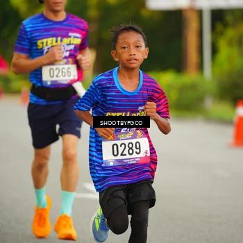 Runner Photo 8012314