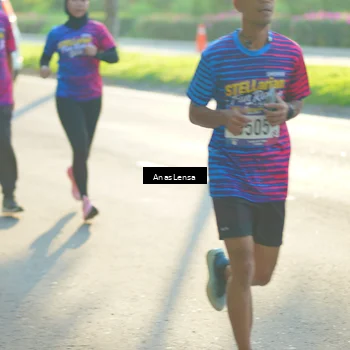 Runner Photo 8012330