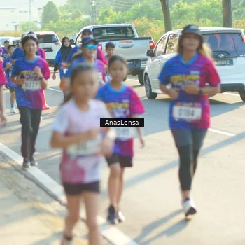 Runner Photo 8012337