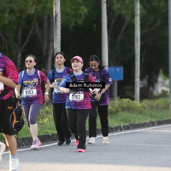 Runner Photo 8012338