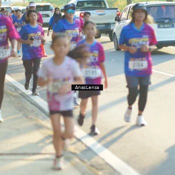 Runner Photo 8012341