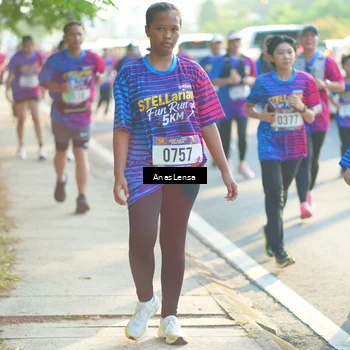 Runner Photo 8012378