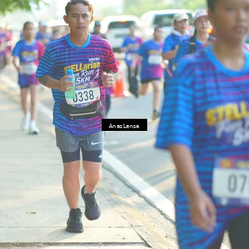 Runner Photo 8012413