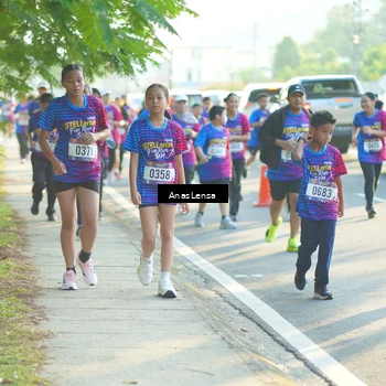 Runner Photo 8012443