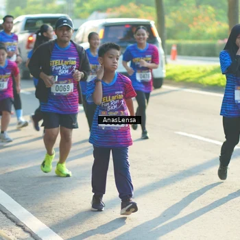 Runner Photo 8012450