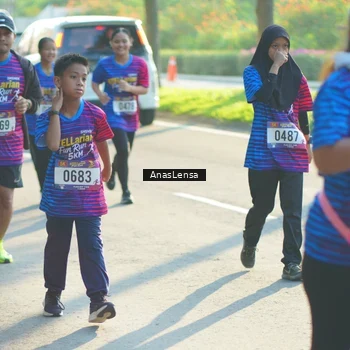 Runner Photo 8012451