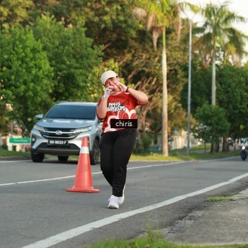 Runner Photo 8012459