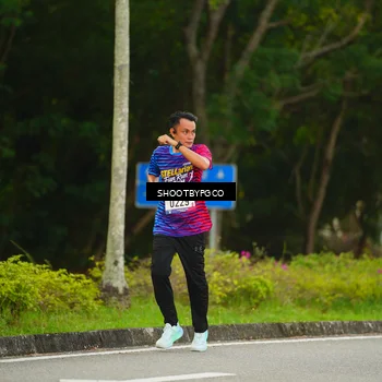 Runner Photo 8012476
