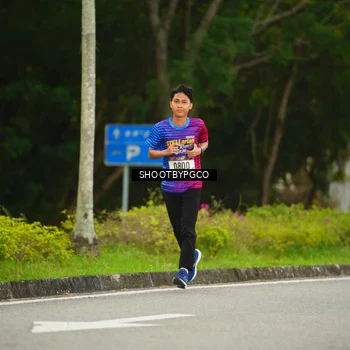 Runner Photo 8012485