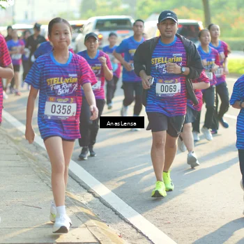 Runner Photo 8012489