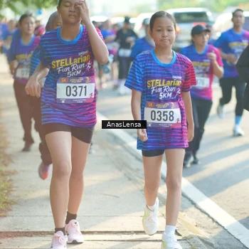 Runner Photo 8012501