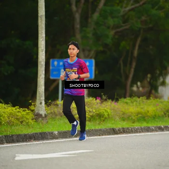 Runner Photo 8012503