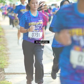 Runner Photo 8012560