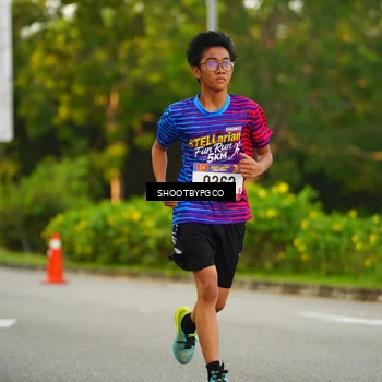 Runner Photo 8012606