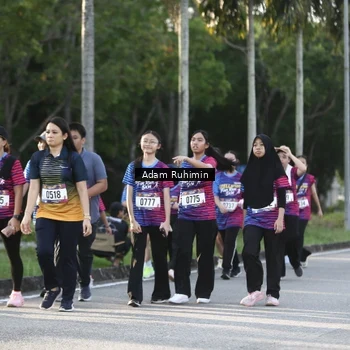 Runner Photo 8012623
