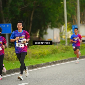 Runner Photo 8012628