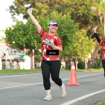Runner Photo 8012658