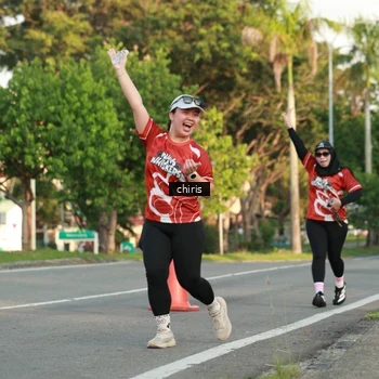 Runner Photo 8012665