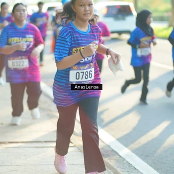 Runner Photo 8012676