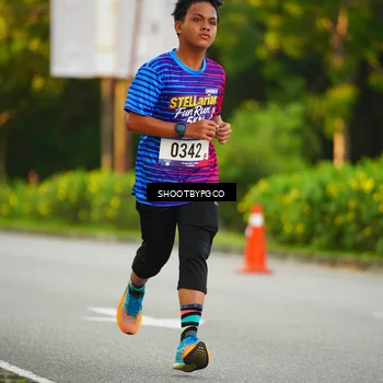 Runner Photo 8012703