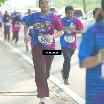 Runner Photo 8012725