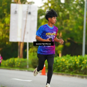 Runner Photo 8012760