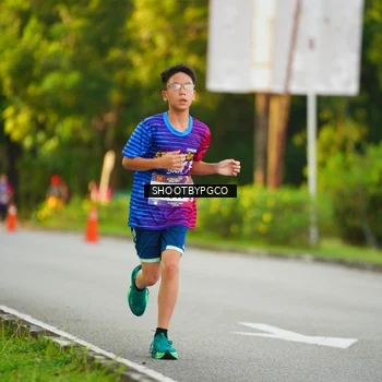 Runner Photo 8012764
