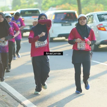 Runner Photo 8012789