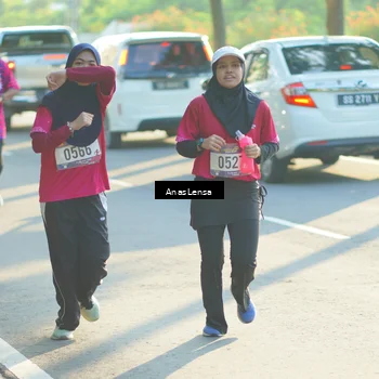 Runner Photo 8012791