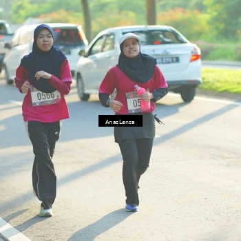 Runner Photo 8012804