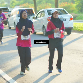 Runner Photo 8012813