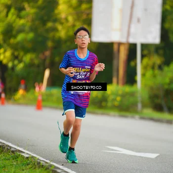 Runner Photo 8012849