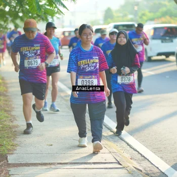 Runner Photo 8012855