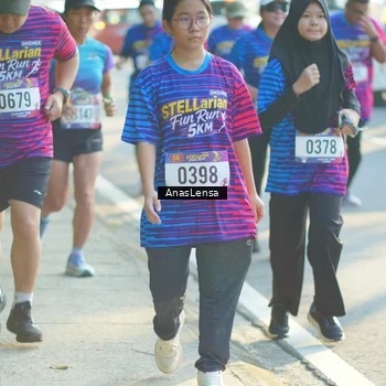 Runner Photo 8012861
