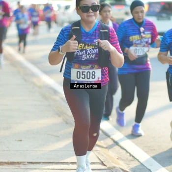 Runner Photo 8012897