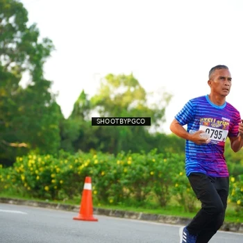 Runner Photo 8012929