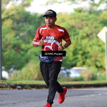 Runner Photo 8012950