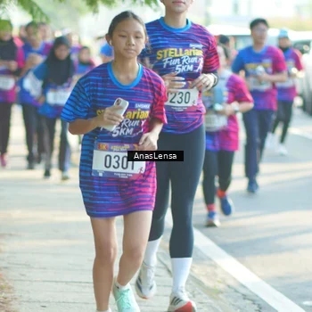 Runner Photo 8012985